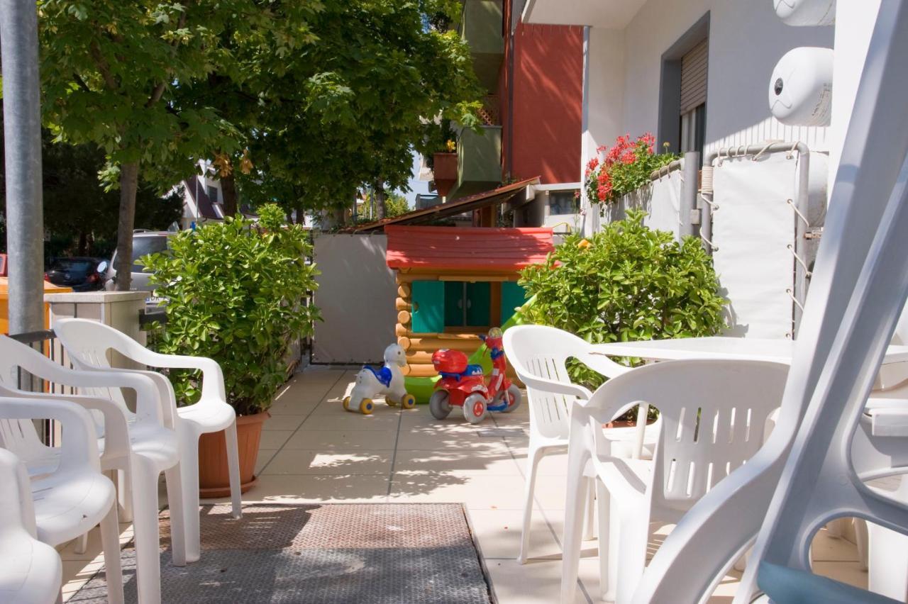 Hotel Maris Stella Riccione Exteriör bild