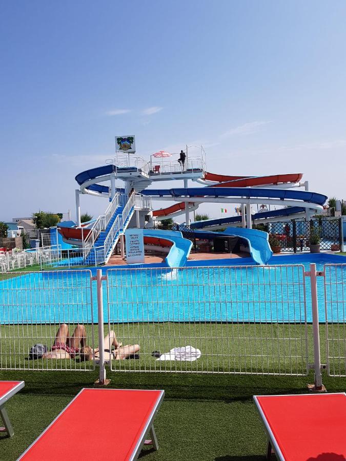 Hotel Maris Stella Riccione Exteriör bild