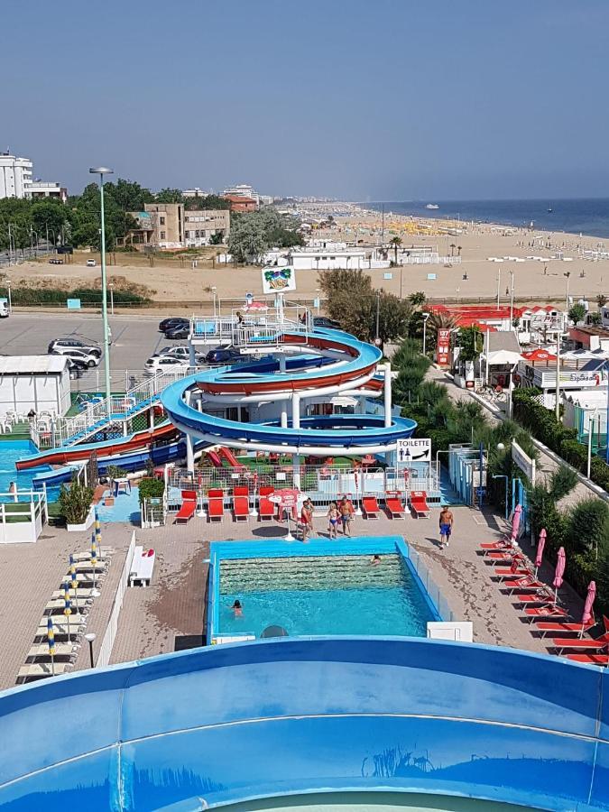 Hotel Maris Stella Riccione Exteriör bild